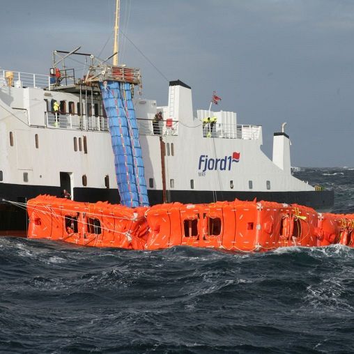 MES model Marin Ark – RFD Marine Evacuation Systems