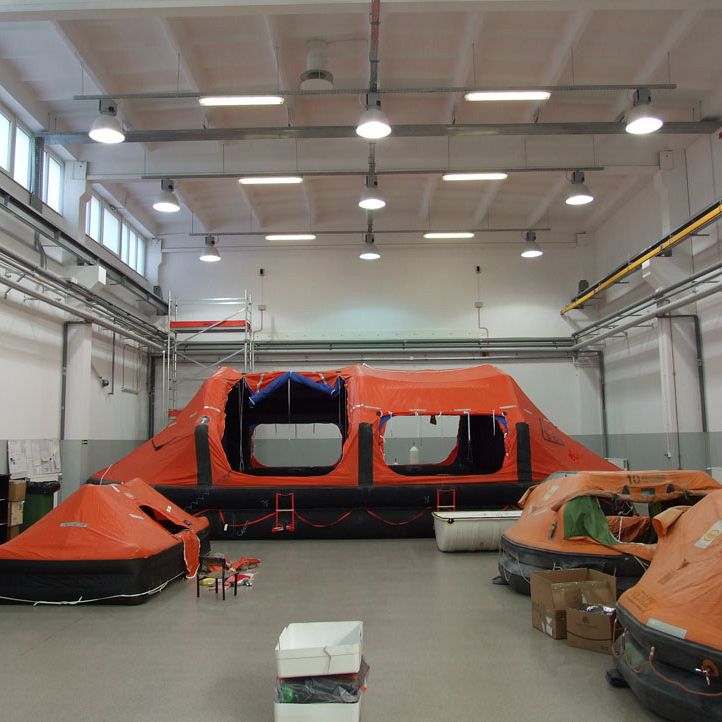 Service and Re-inspection of commercial SOLAS liferafts