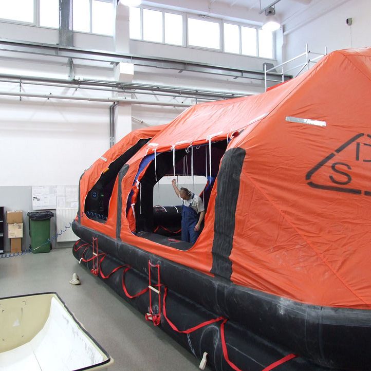 Service and Re-inspection of commercial SOLAS liferafts