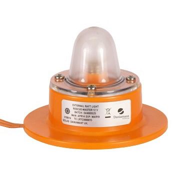 Oświetlenia zewnętrzne Daniamant Rescue Master 3B i Rescue Master 12V do łodzi ratunkowych