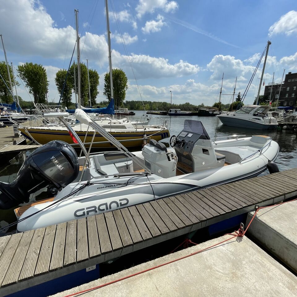 ŁÓDŹ RIB GRAND G750 GL Z SILNIKIEM YAMAHA - CENA: 450 100,00 PLN*