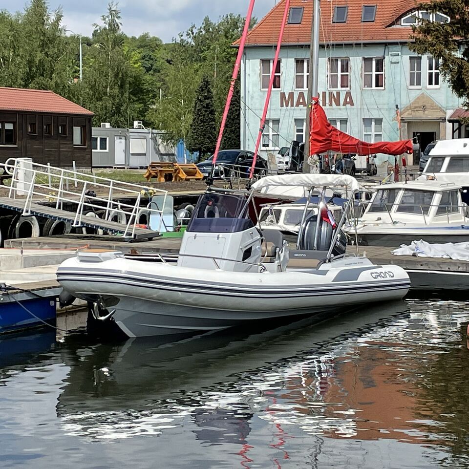 ŁÓDŹ RIB GRAND G750 GL Z SILNIKIEM YAMAHA - CENA: 450 100,00 PLN*