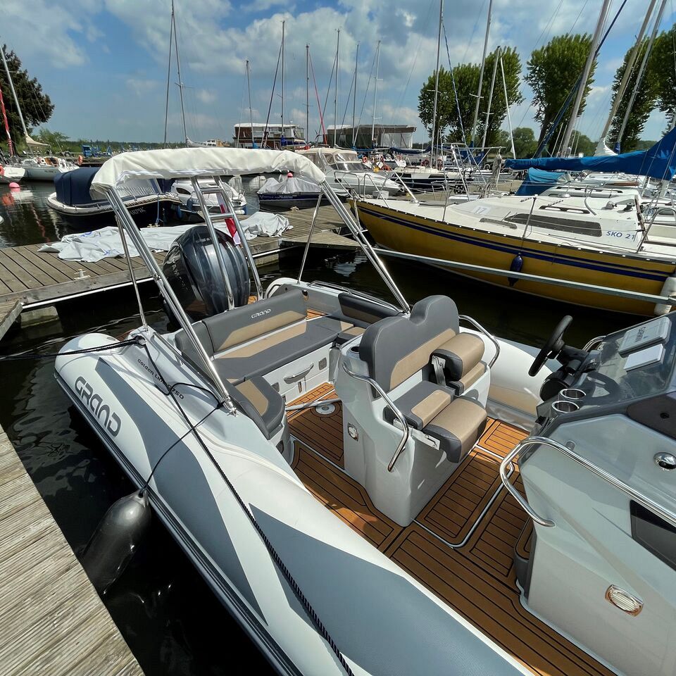 ŁÓDŹ RIB GRAND G750 GL Z SILNIKIEM YAMAHA - CENA: 450 100,00 PLN*